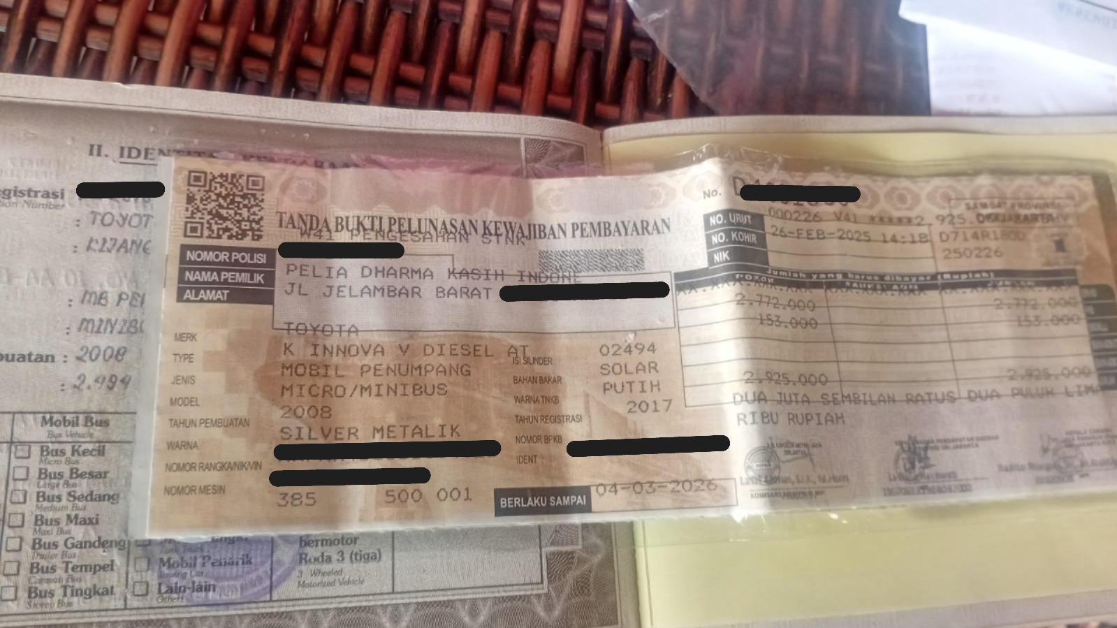 Verifikasi dokumen kendaraan